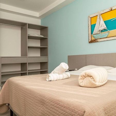 Punta Blu 102-7 - Apartamento De Alto Padrao Em Condominio Exclusivo, Quadra Poliesportiva - Piscina - Portaria 24H. Bombinhas Exterior foto